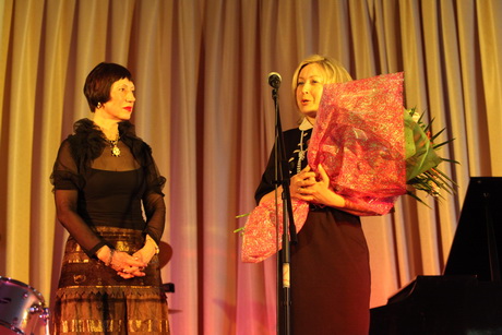     2010